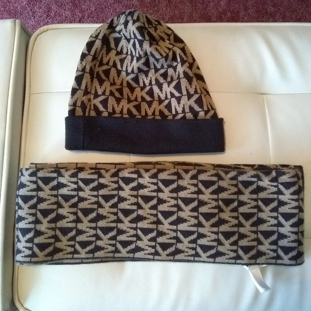 Men's Stocking Cap and Matching Scarf